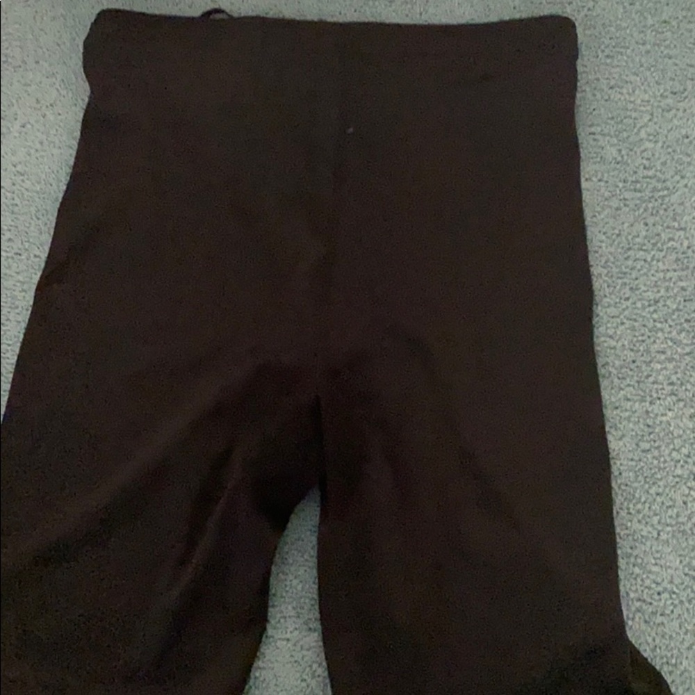 Cycling 🚴♀️ shorts (No padding) - Picture 2 of 4